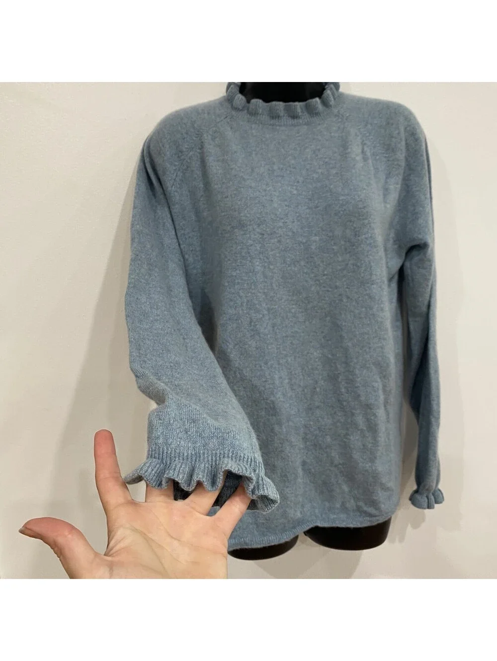 Garnet Hill Size L Blue 100% Cashmere Sweater Ruffle Mock Neck Cozy Classic